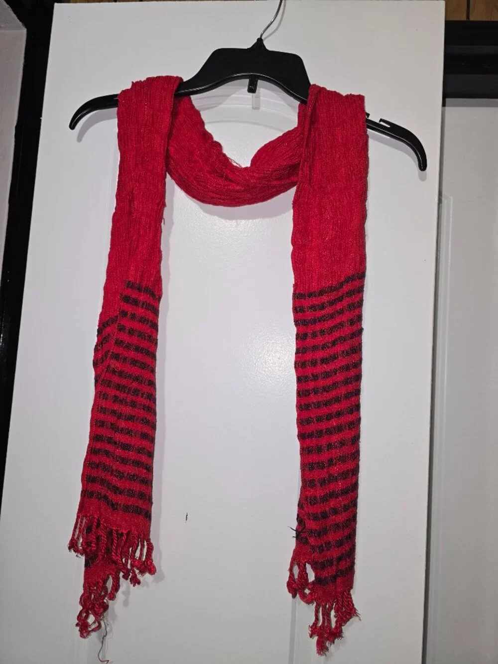 Aarong Women's Red Black Striped Women’s Scarf W Scrunched Texture And Fringes - Picture 2 of 5